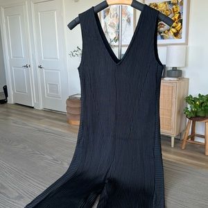 AYR Ribbed Wide Legged Romper in US Womens Small